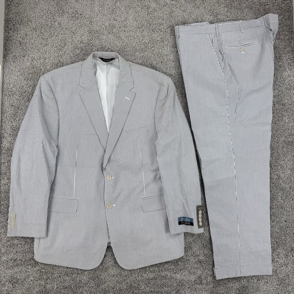 Jos A Bank Seersucker Suit Men's 46S/42S NWT Blue Spring Weight Tailored Fit